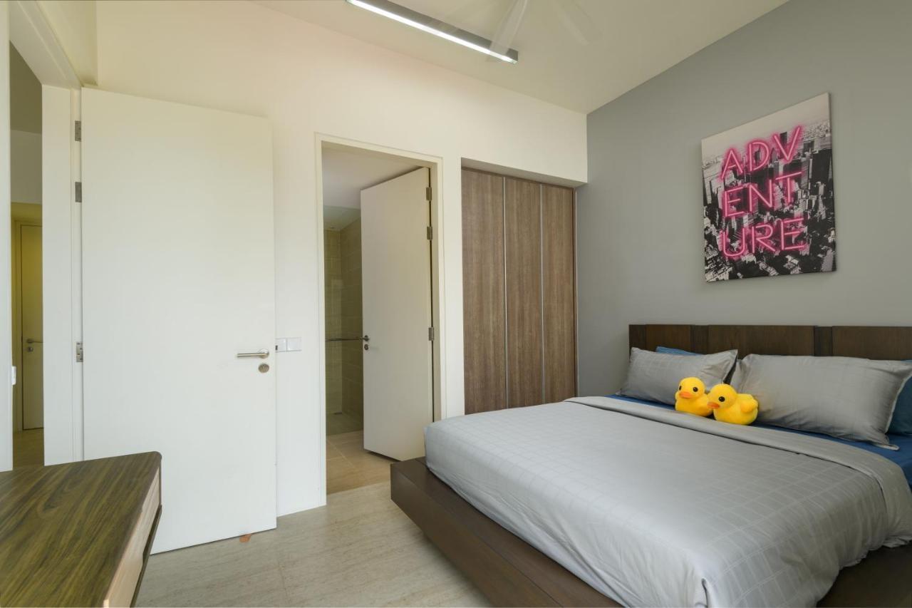 By The Sea Beach Front Apartment Batu Ferringhi Eksteriør bilde