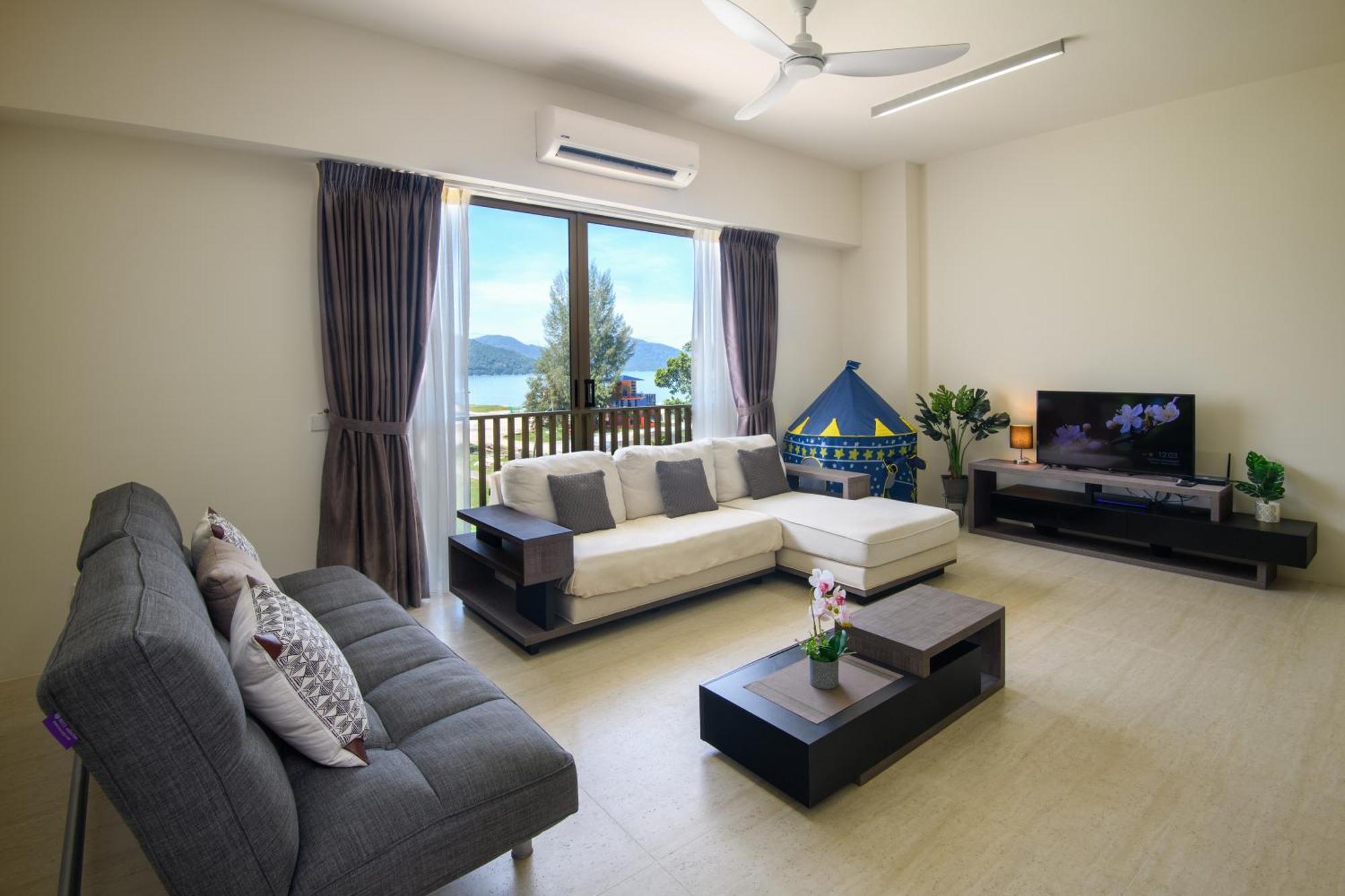 By The Sea Beach Front Apartment Batu Ferringhi Eksteriør bilde